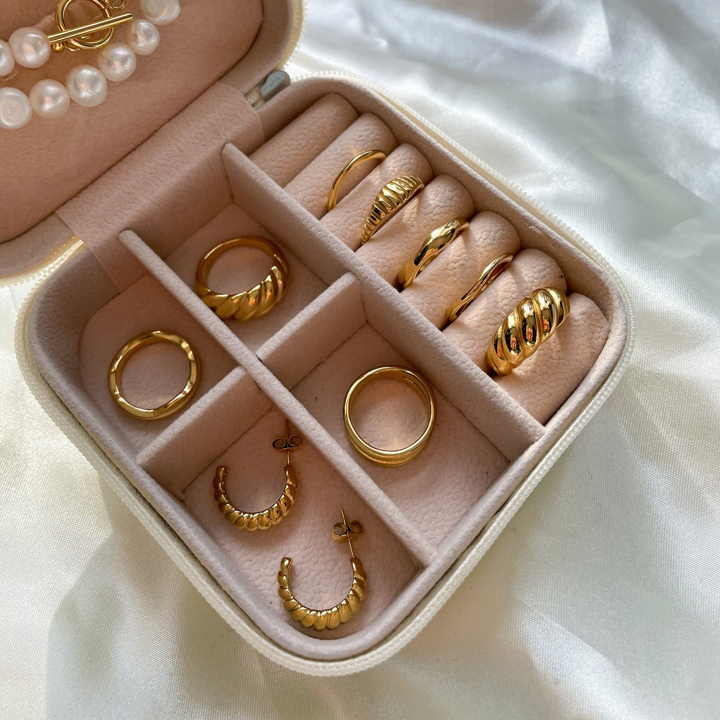 14kt goldener Crossaint Ring